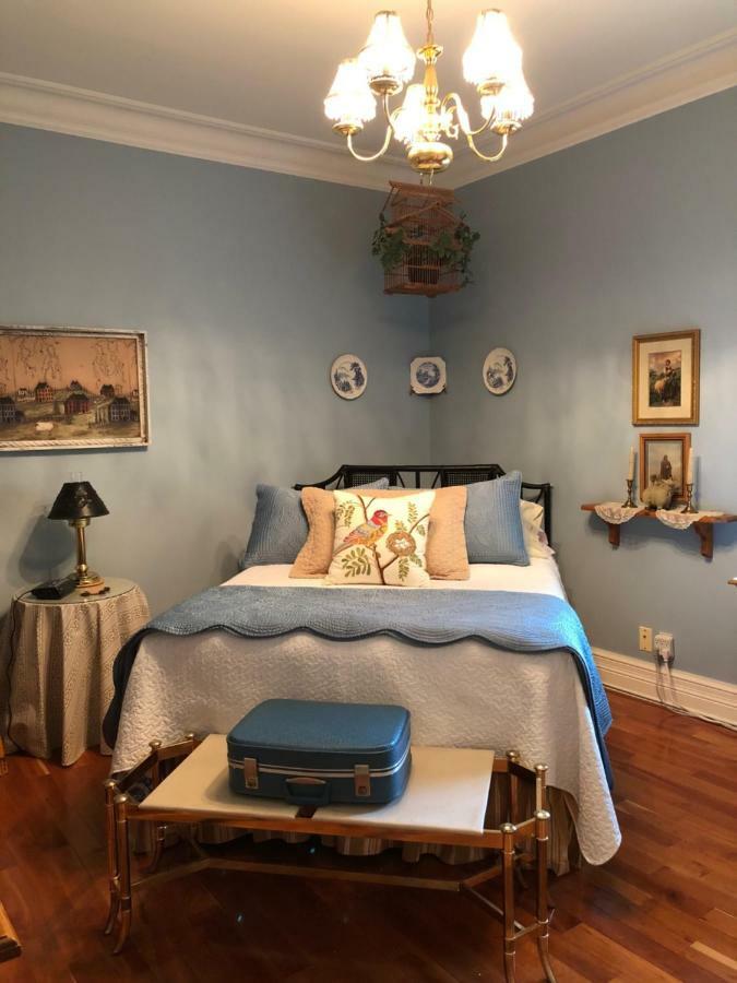 Clydesdale House Bed and Breakfast Barrie Buitenkant foto